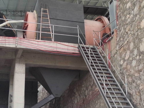 ����鿴��ϸ��Ϣ���⣺��ĥ��ɰ��